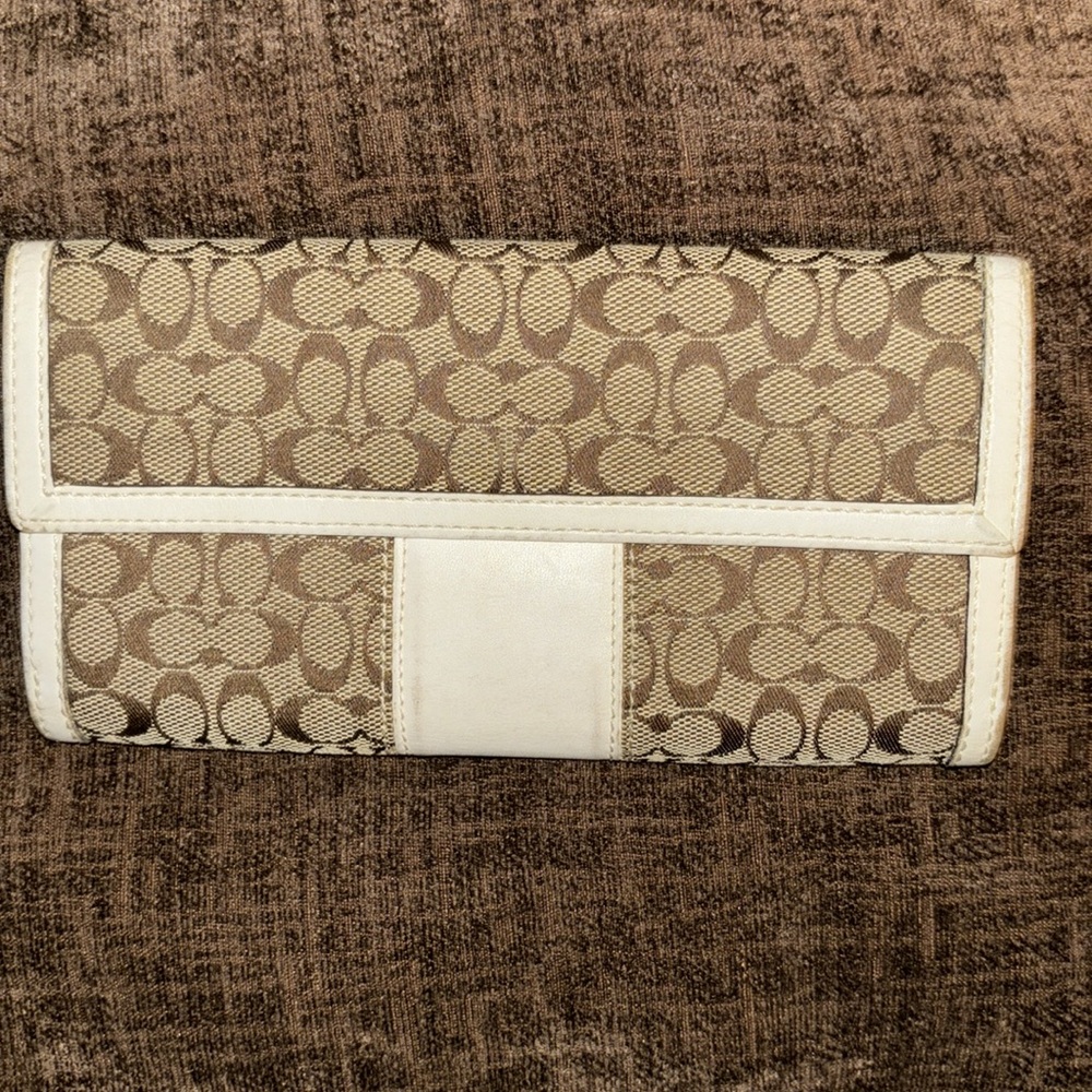Coach monogram and Leather Wallet - Picture 2 of 9
